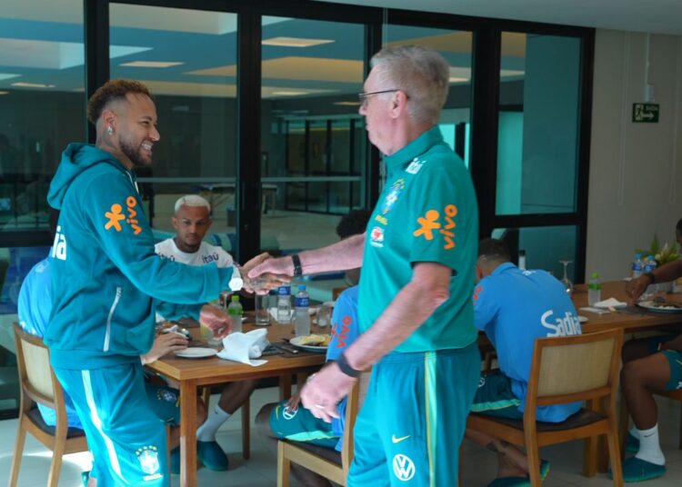 Seleção brasileira se apresenta na Granja Comary para a Copa do Mundo