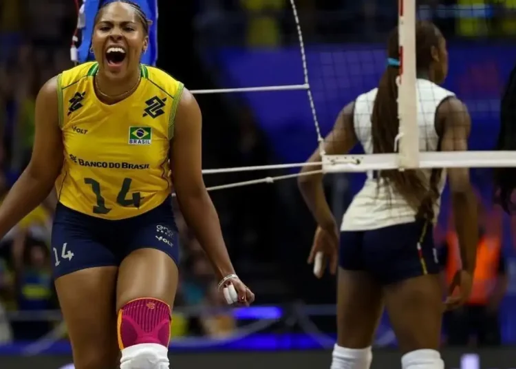 Brasil sofre, mas bate Itália por 3 sets a 2 na Liga das Nações